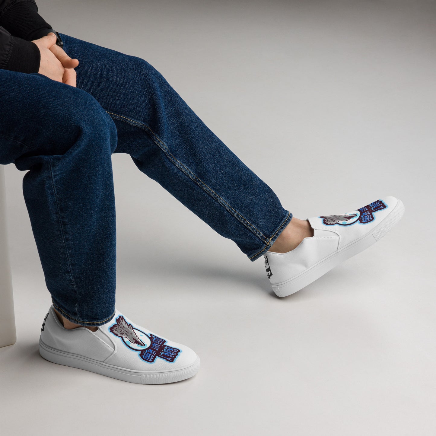 "Wolf Out" Men’s Slip-On Shoes